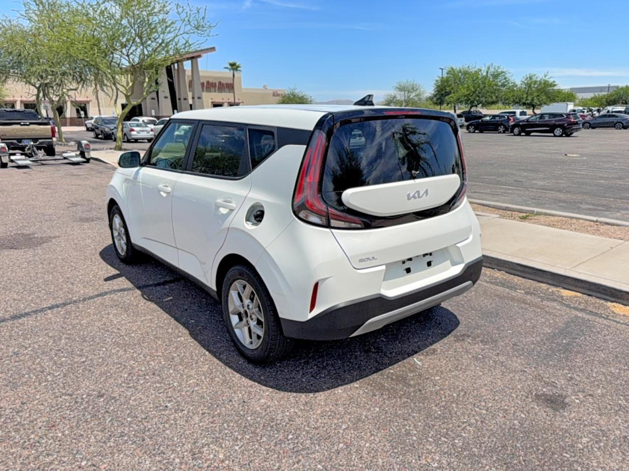 2023 Kia Soul Lx - Фото 3