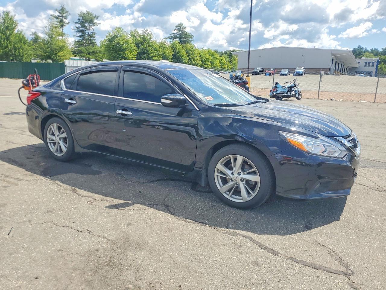 2017 Nissan Altima 2.5 - Фото 4
