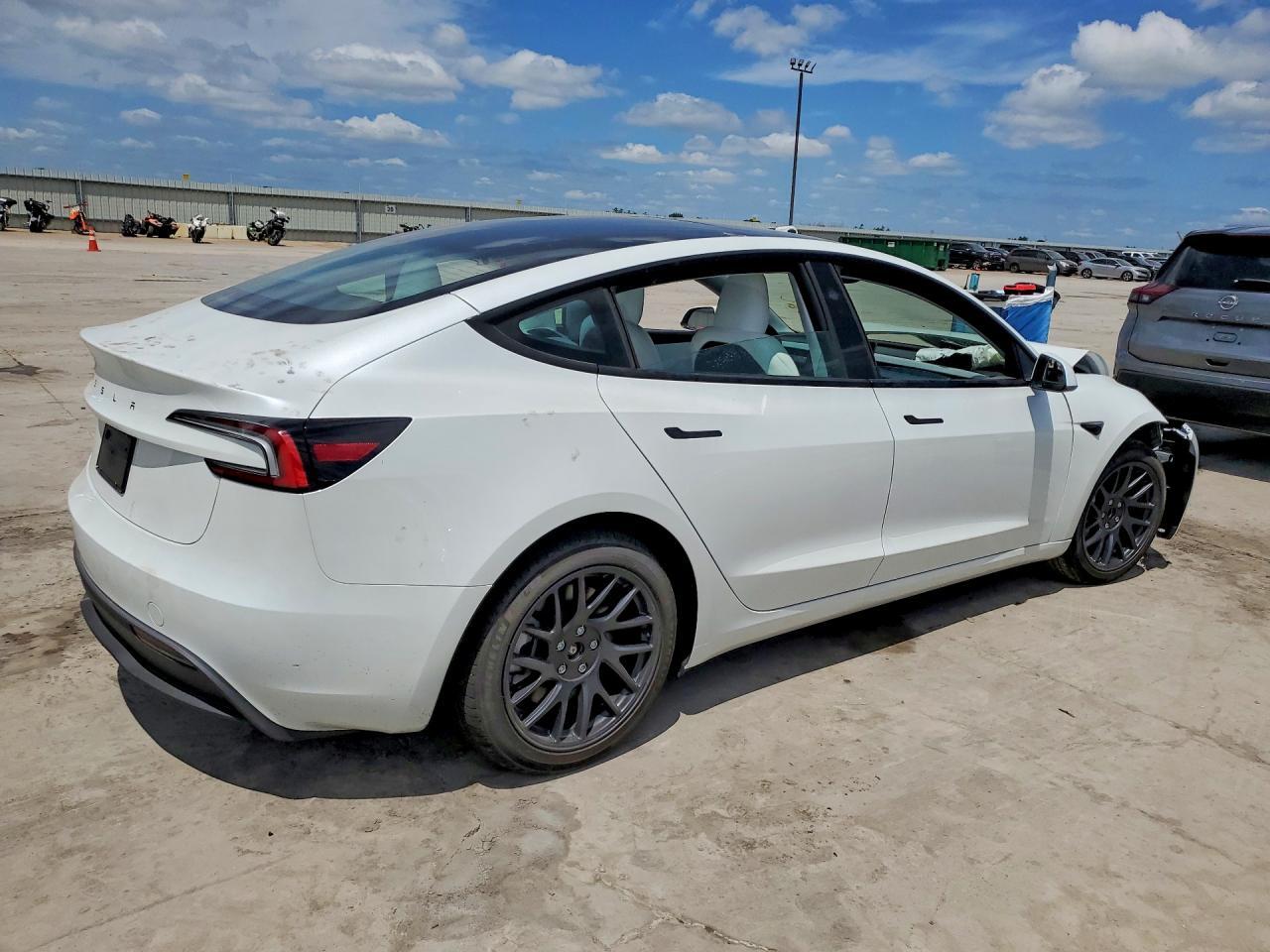 2026 Tesla Model 3 - Image 3