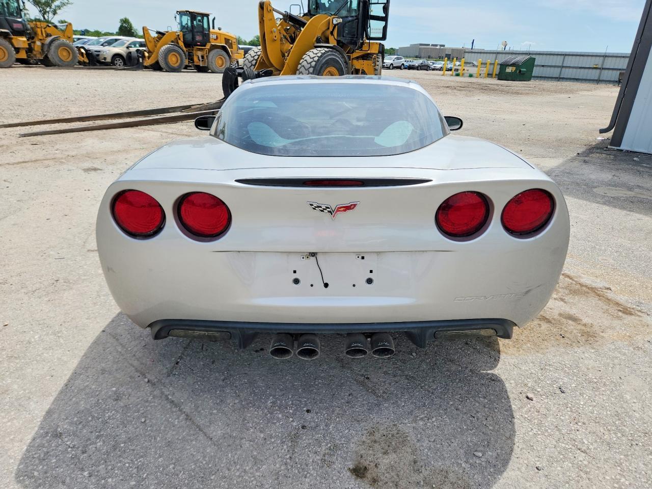 2005 Chevrolet Corvette - Image 6