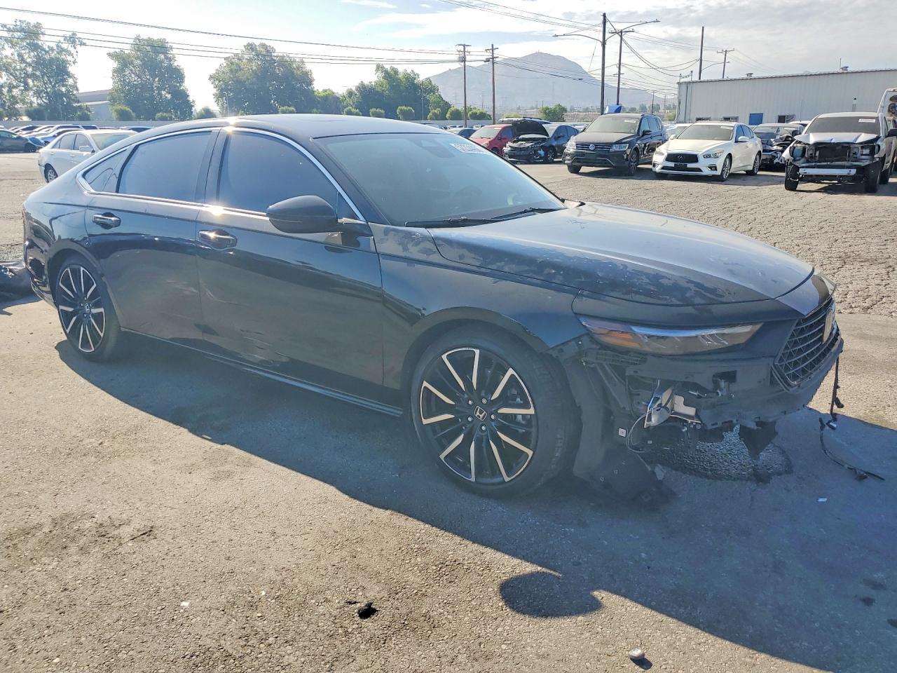 2025 Honda Accord Touring Hybrid - Фото 4