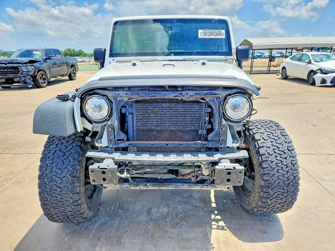 2016 Jeep Wrangler Unlimited Sport - Image 5