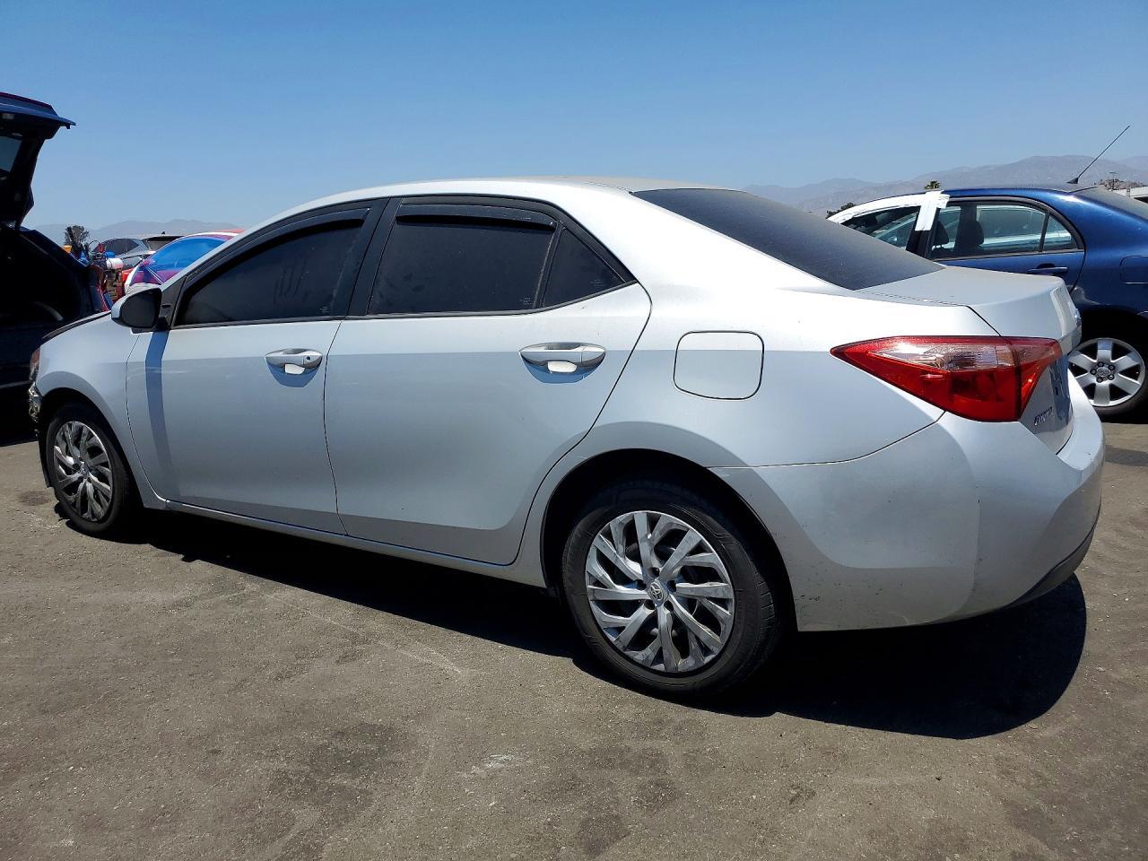 2019 Toyota Corolla Le - Фото 2