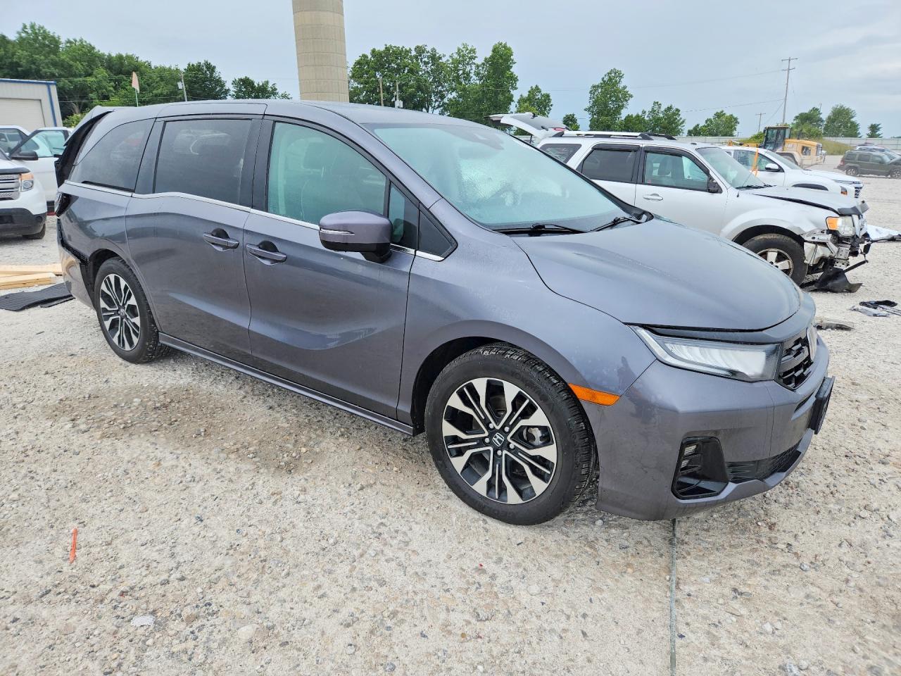 2025 Honda Odyssey Elite - Фото 4
