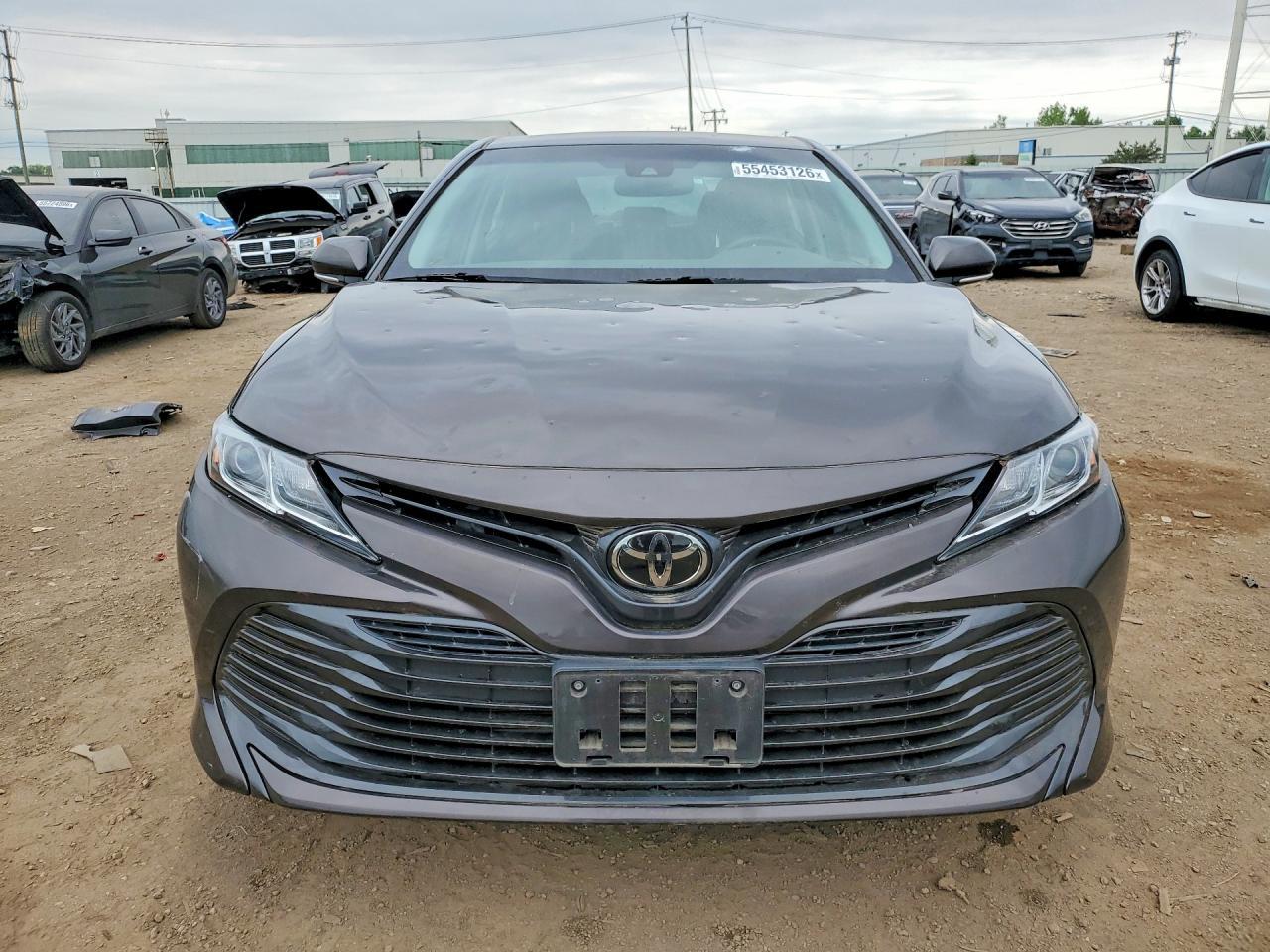2018 Toyota Camry Le - Image 5