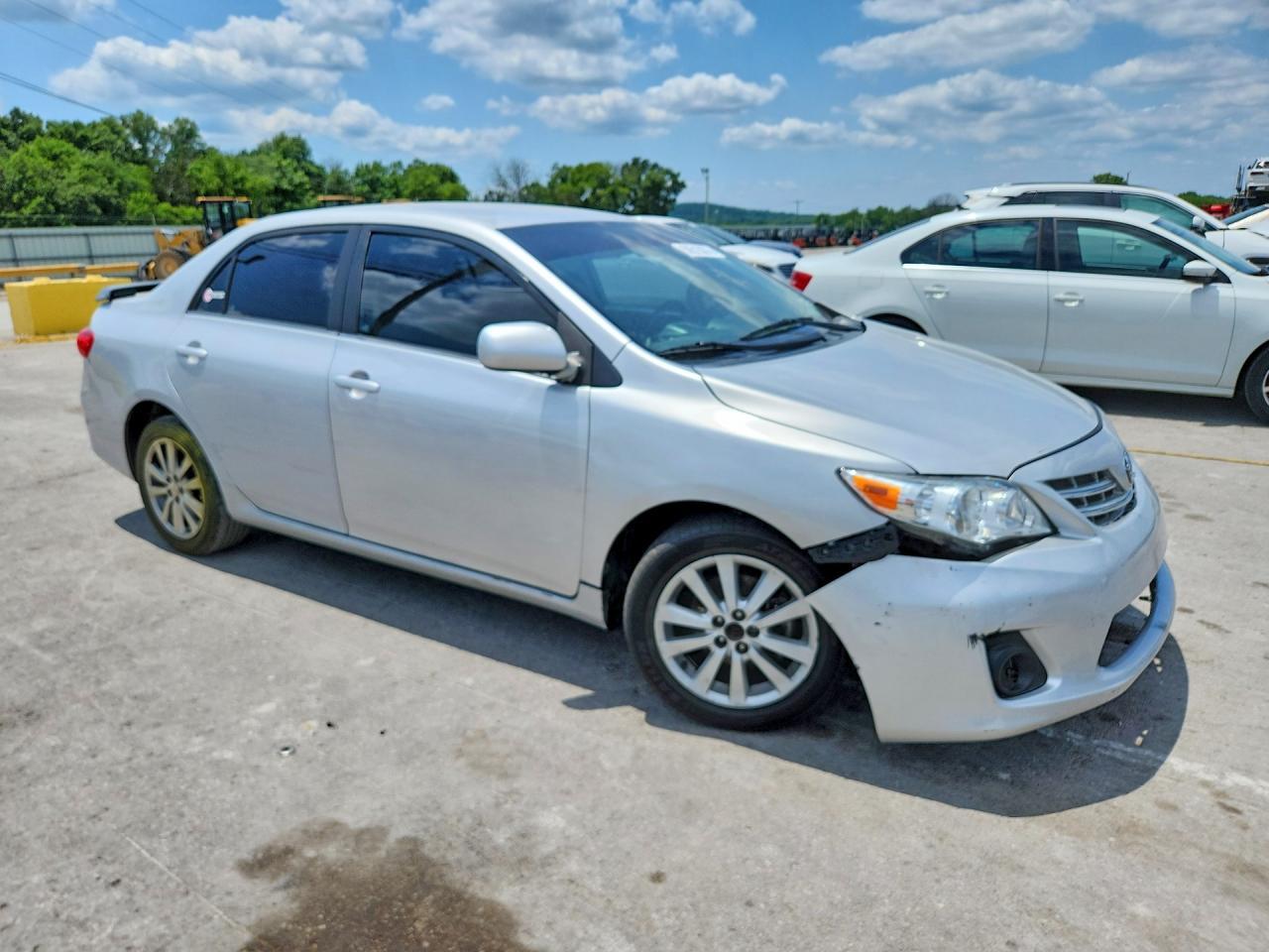 2013 Toyota Corolla Le - Image 4