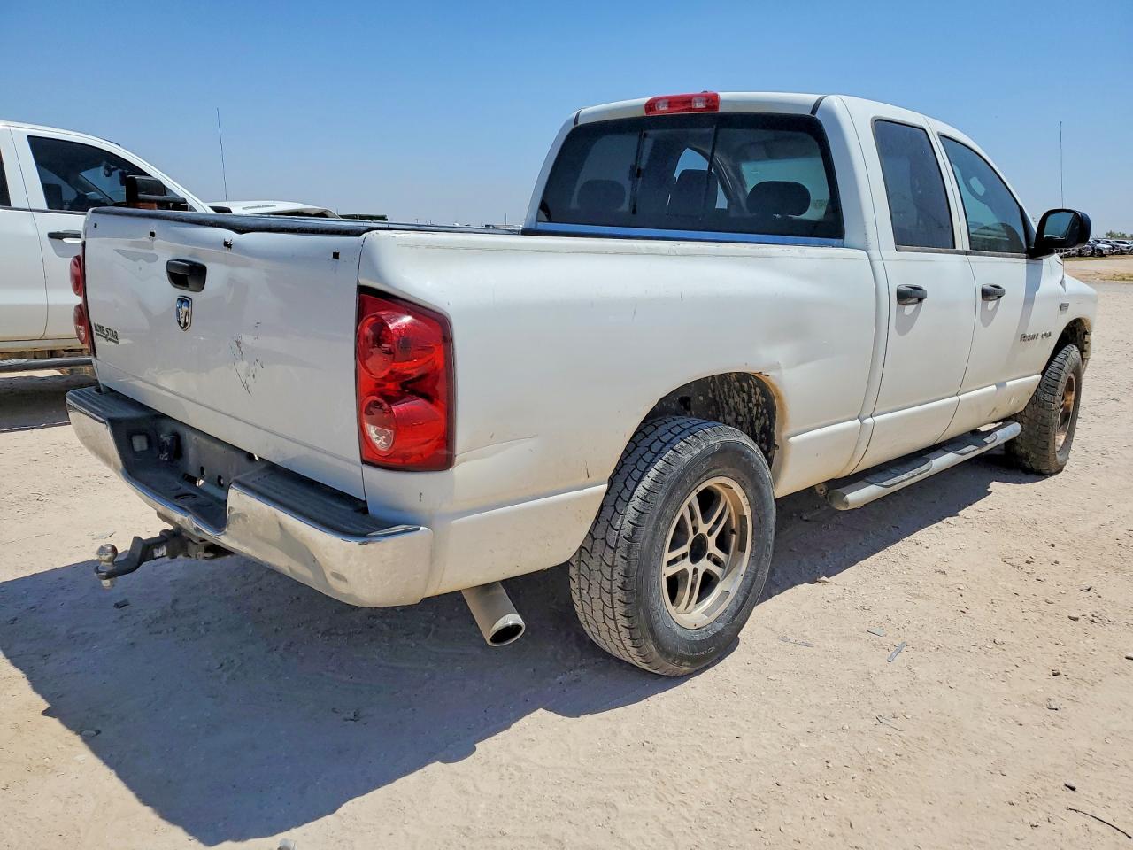 2007 Dodge 1500 - Image 3