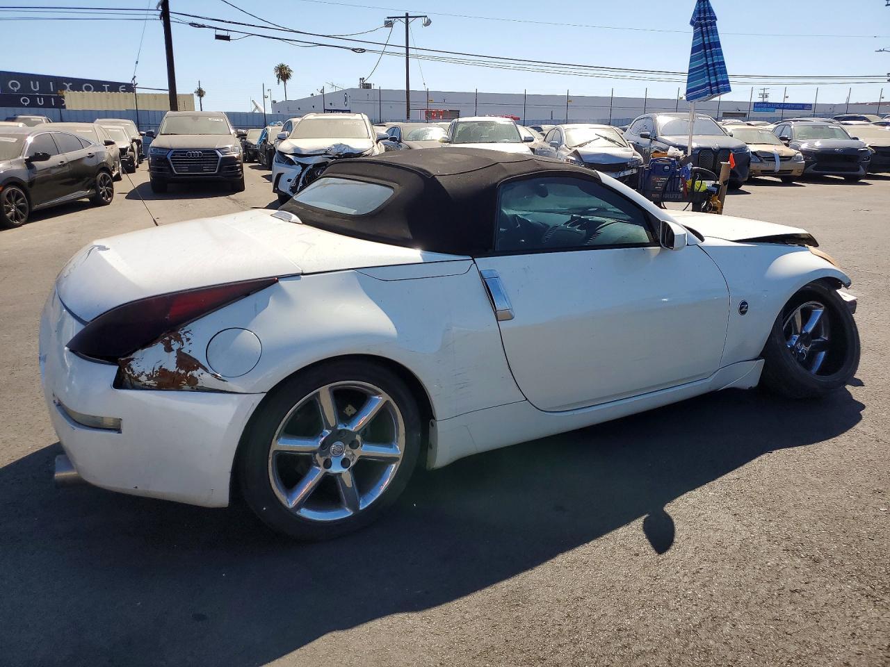 2004 Nissan 350Z Roadster - Image 3