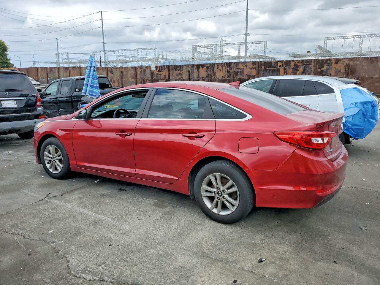 2015 Hyundai Sonata Se - Image 2