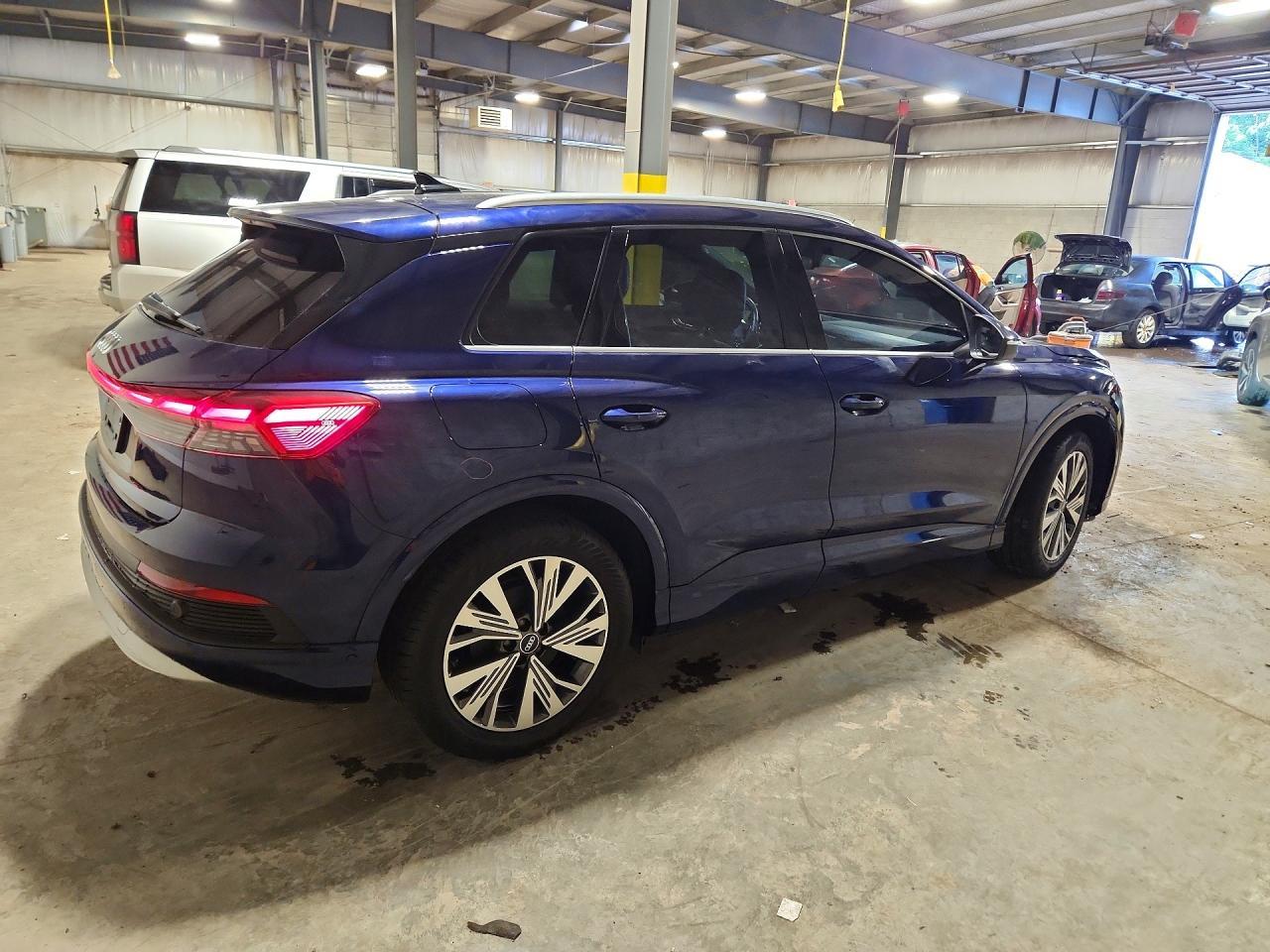 2023 Audi Q4 E-Tron Premium Plus - Фото 3