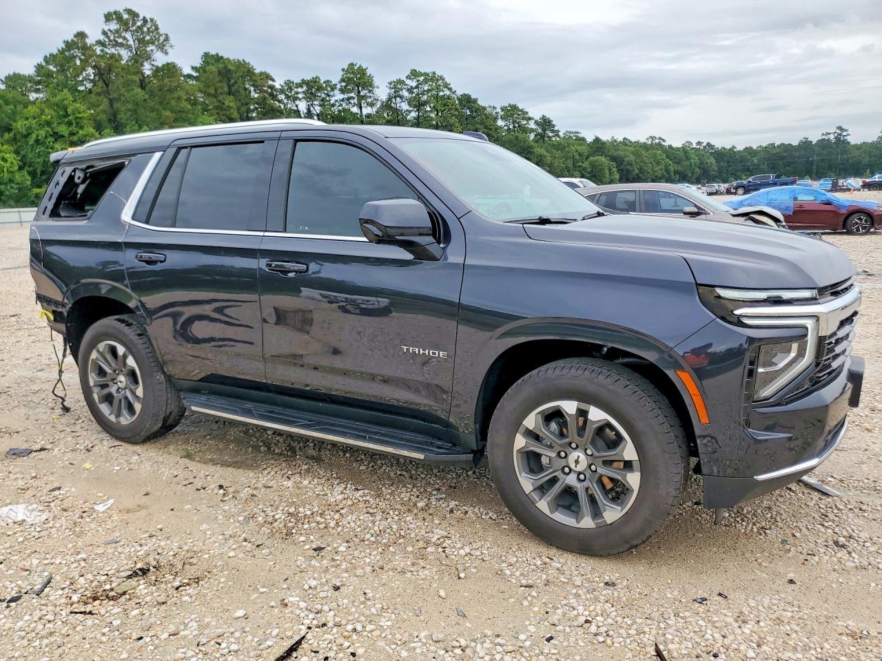 2025 Chevrolet Tahoe C1500 Ls - Image 4