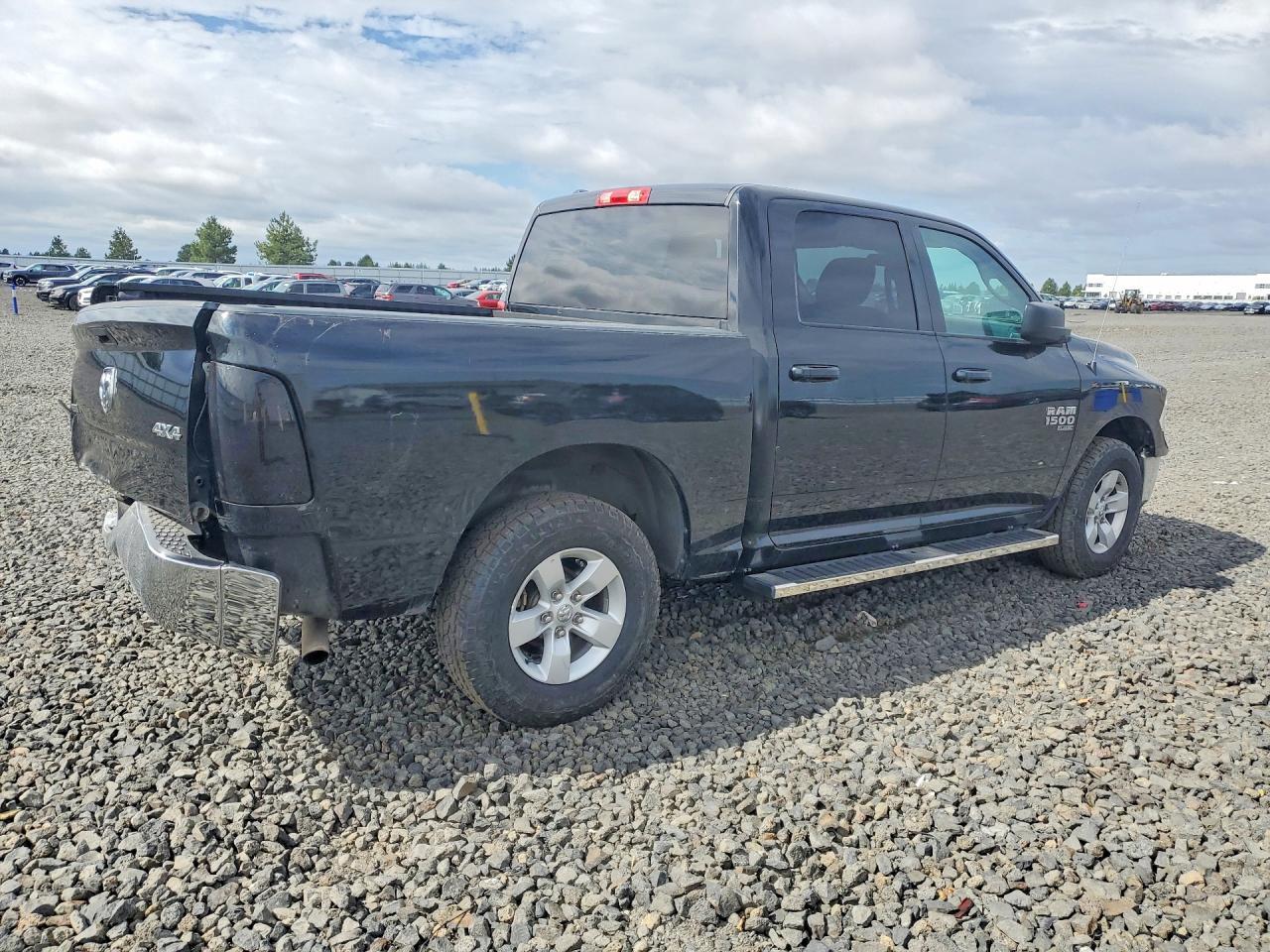 2021 Ram 1500 Classic Slt - Фото 3