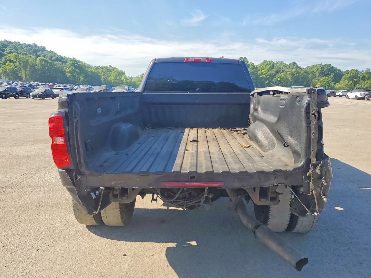 2015 GMC Sierra K3500 Slt - Image 6