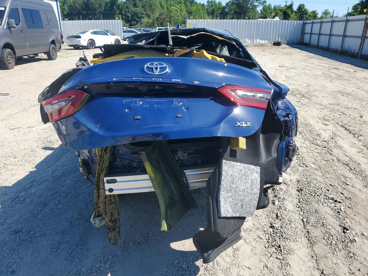 2024 Toyota Camry - Фото 6