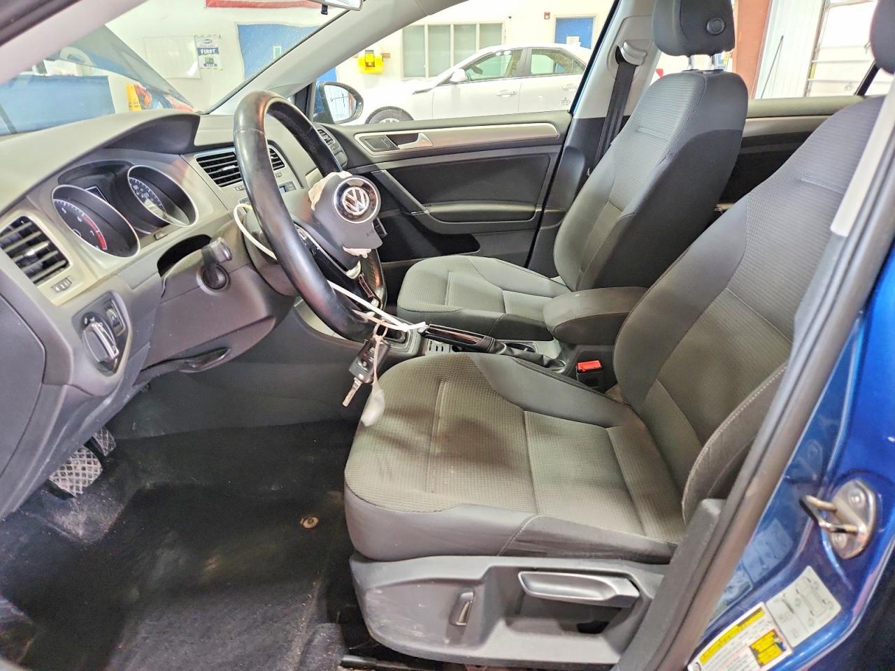 2016 Volkswagen Golf S/Se - Фото 7