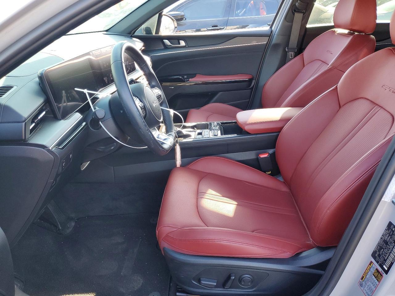 2025 Kia K5 Gt Line - Image 7