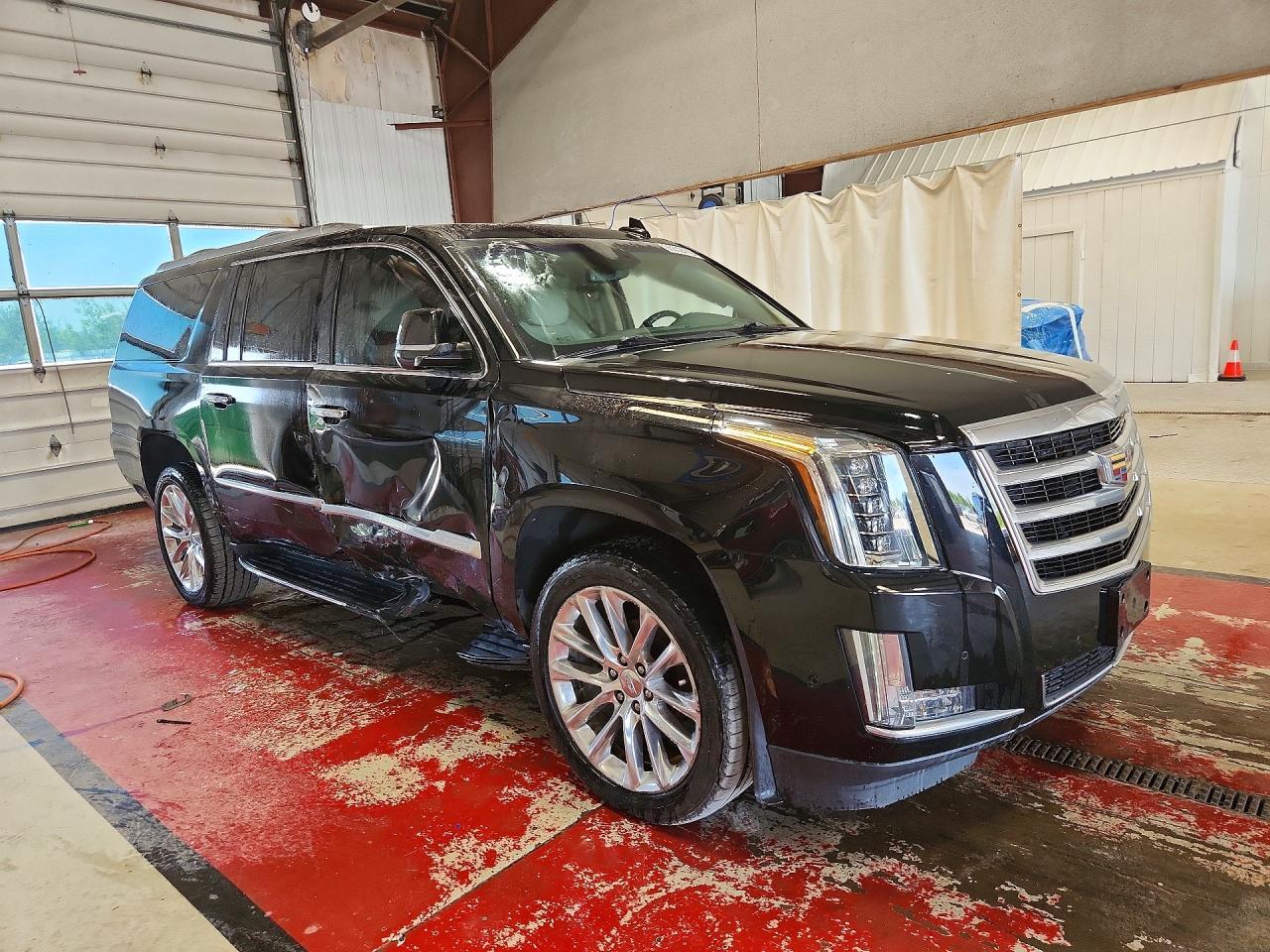 2019 Cadillac Escalade Esv Luxury - Image 4