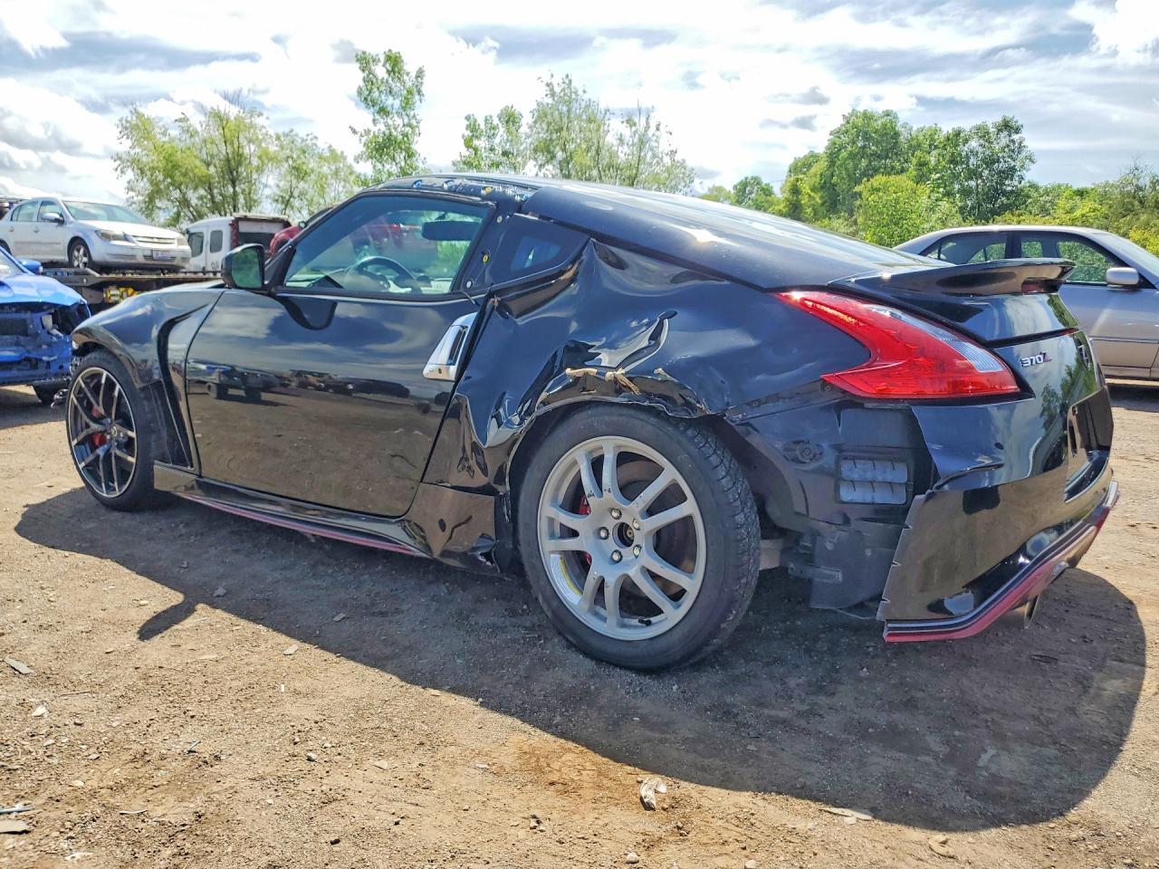 2017 Nissan 370Z Nismo - Image 2