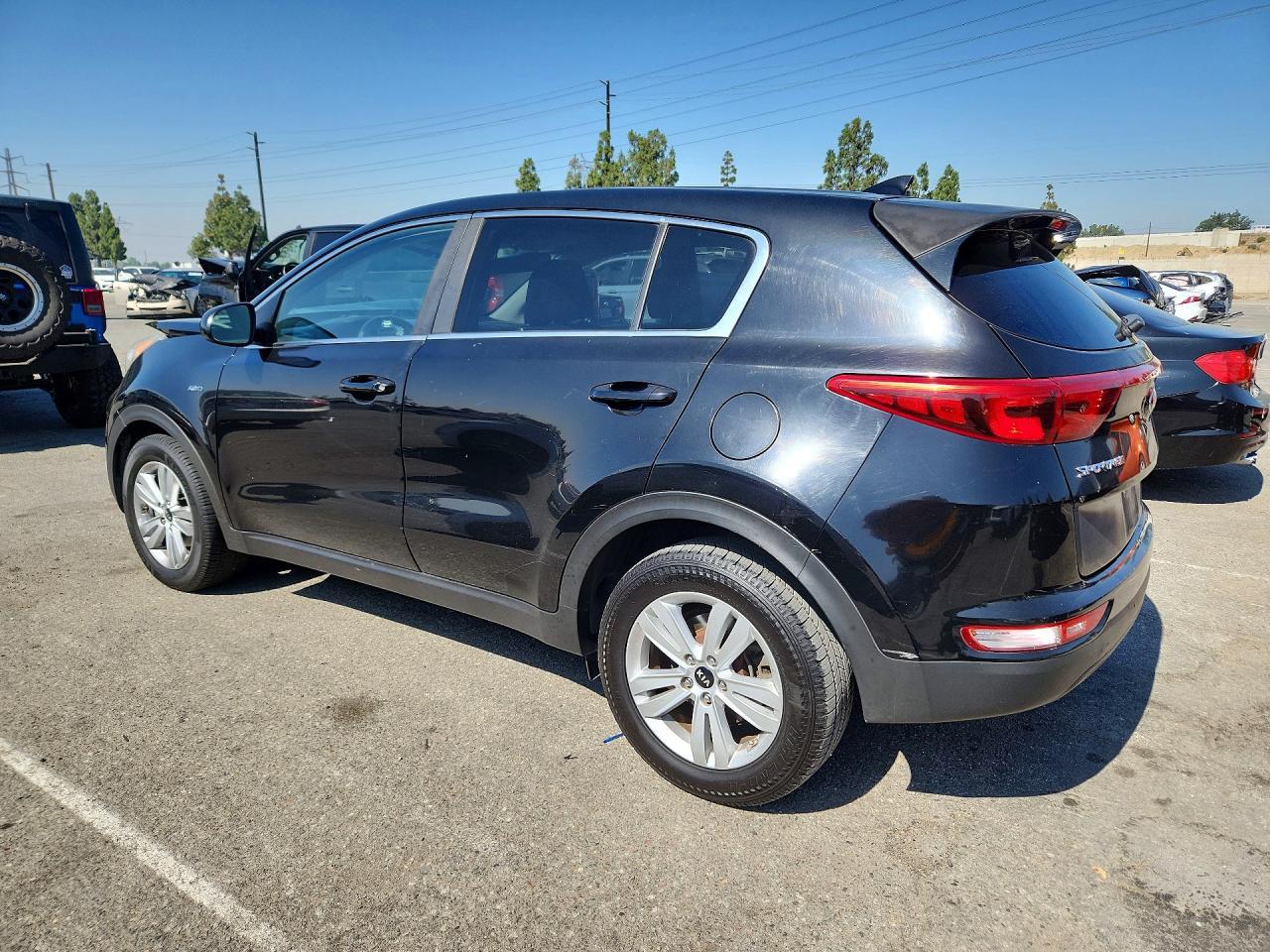 2017 Kia Sportage Lx - Image 2