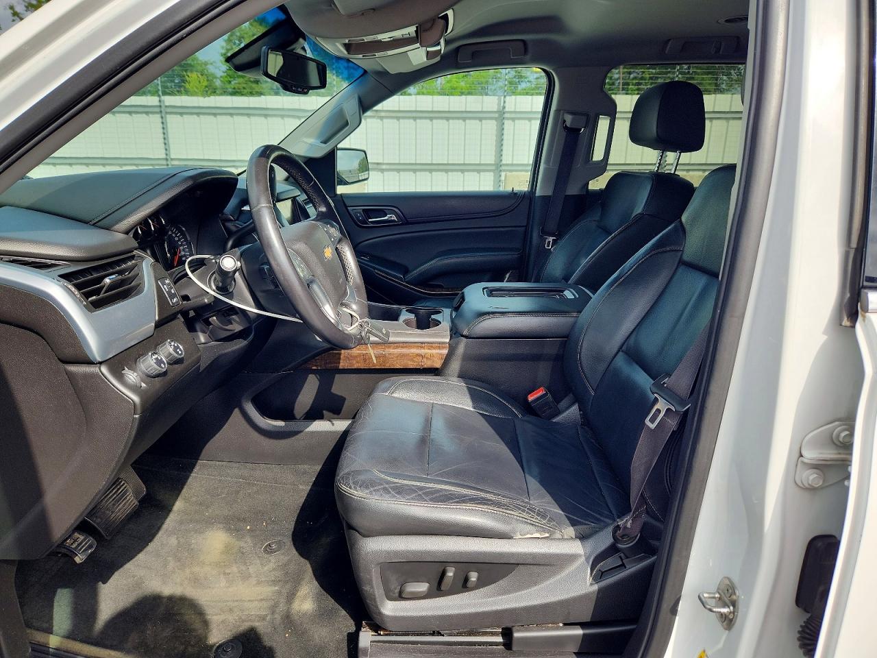 2015 Chevrolet Suburban K1500 Lt - Image 7