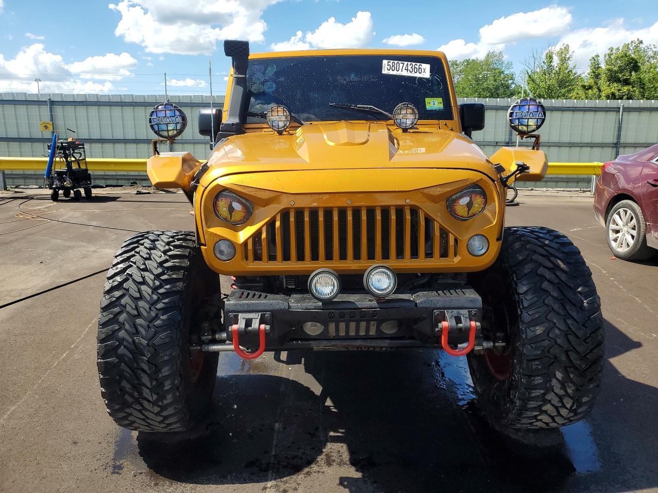 2014 Jeep Wrangler Unlimited Sport - Image 5