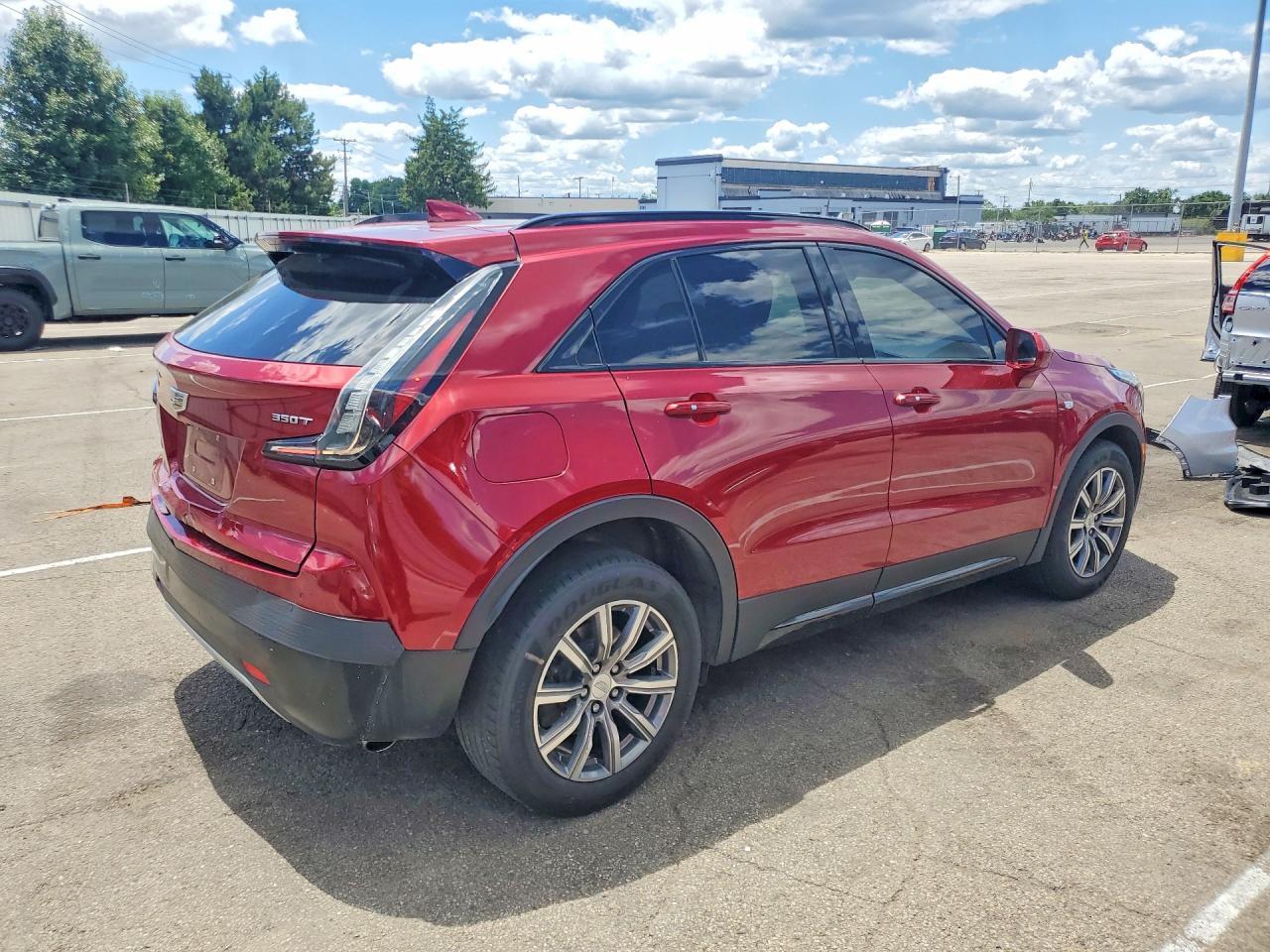 2020 Cadillac Xt4 Sport - Фото 3