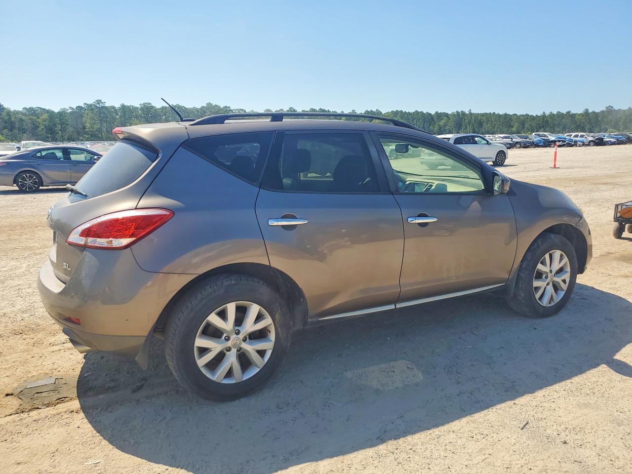2014 Nissan Murano Sl - Image 3