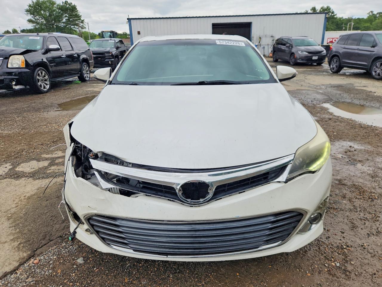 2015 Toyota Avalon Limited - Image 5