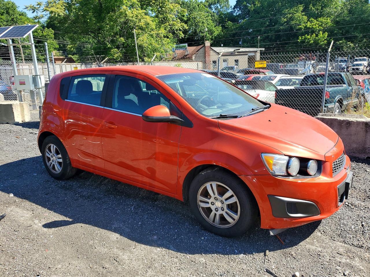 2012 Chevrolet Sonic - Фото 4
