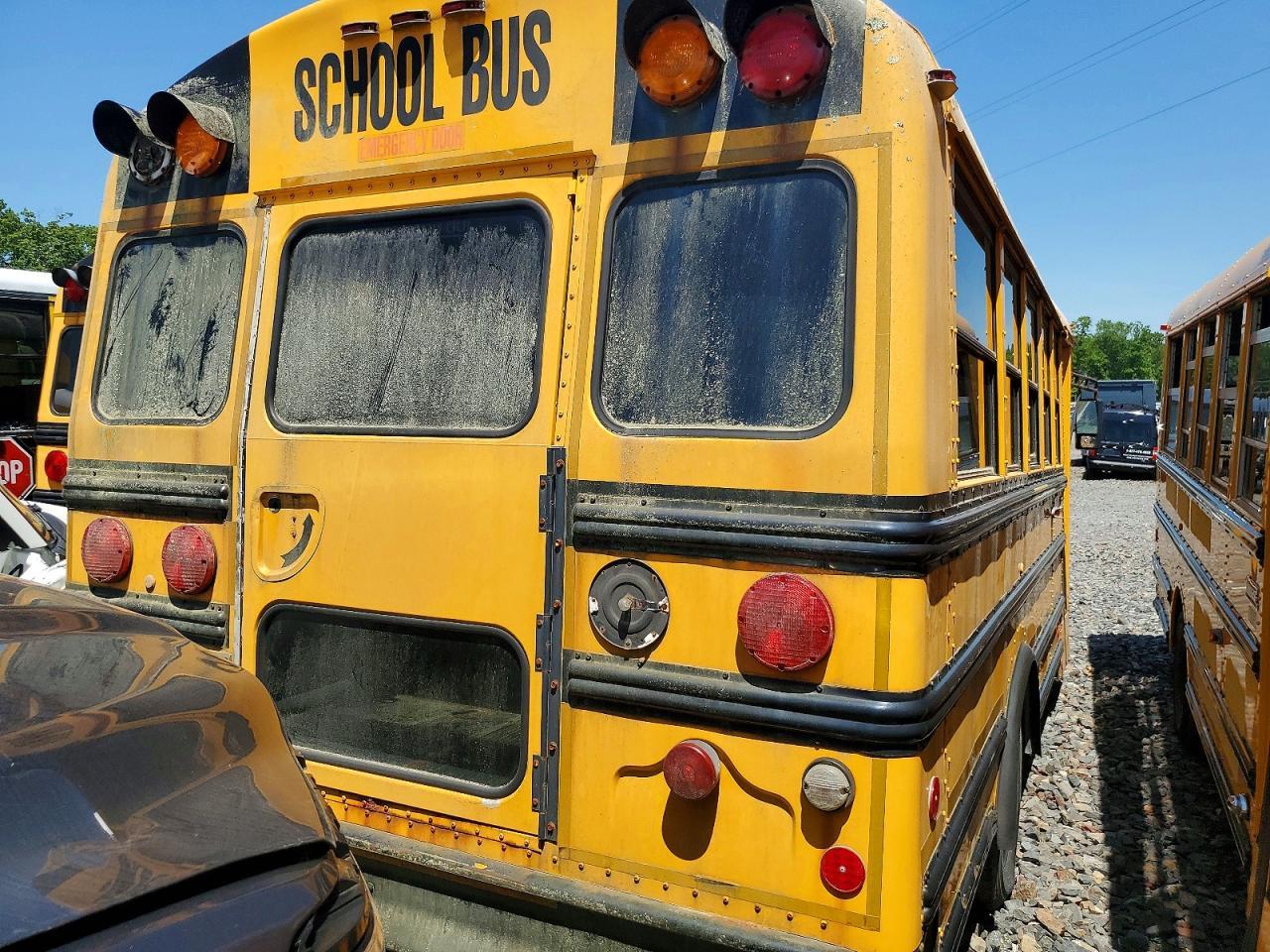 2006 GMC Savana Cut - School Bus - Фото 4