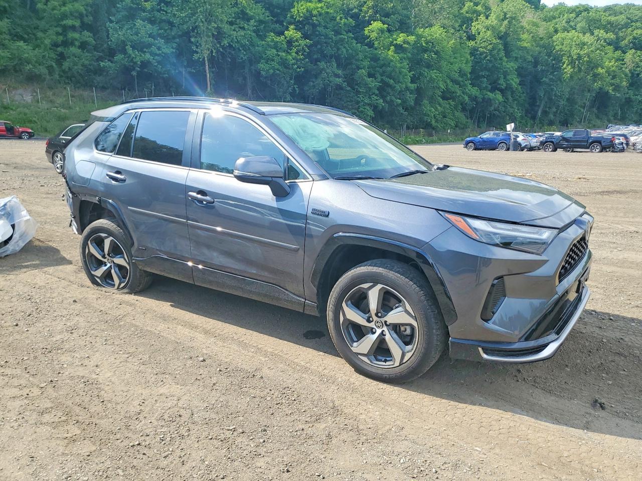 2024 Toyota Rav4 Prime Se - Image 4