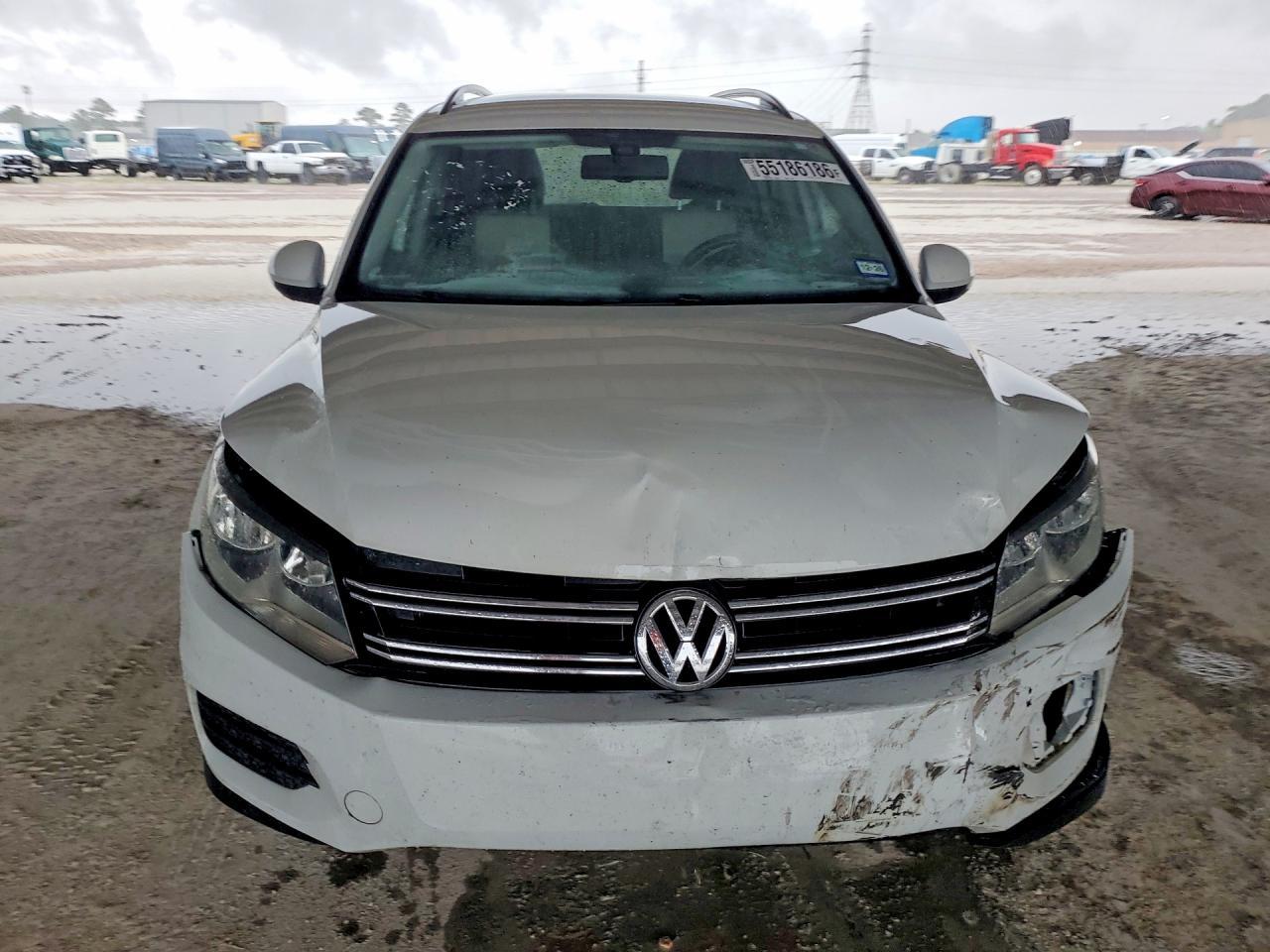 2016 Volkswagen Tiguan S - Фото 5
