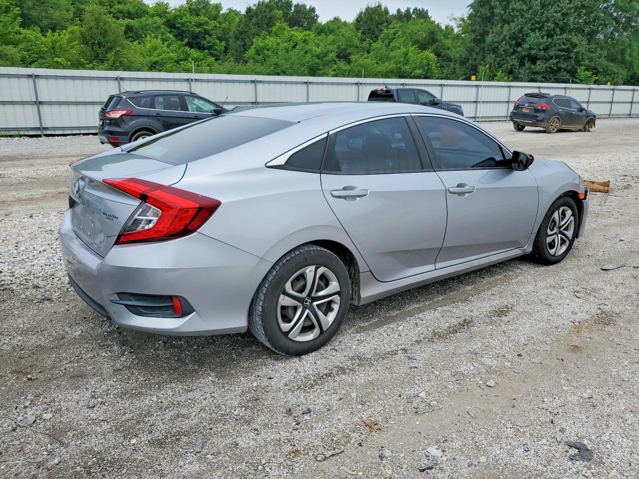 2018 Honda Civic Lx - Image 3