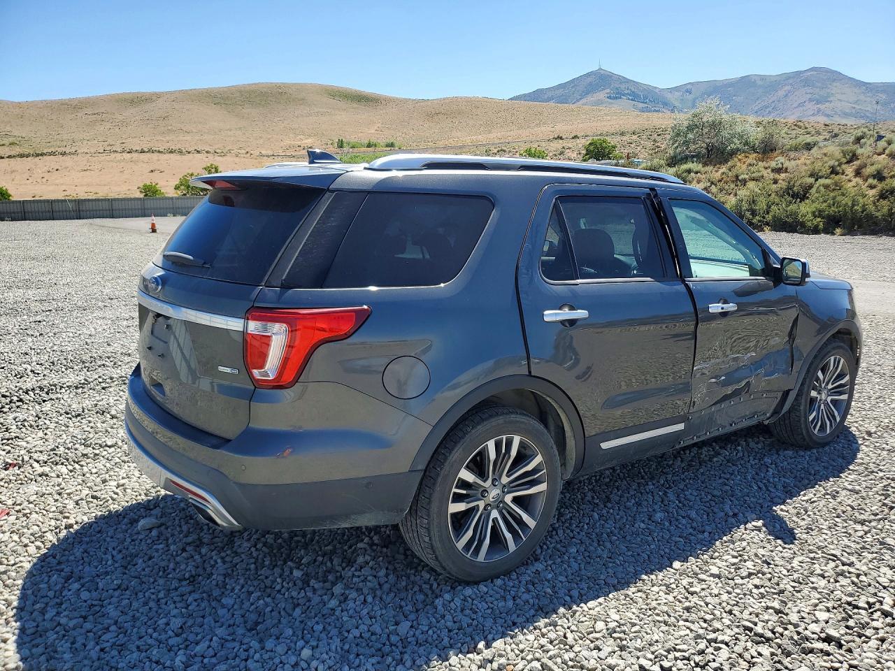 2017 Ford Explorer Platinum - Фото 3