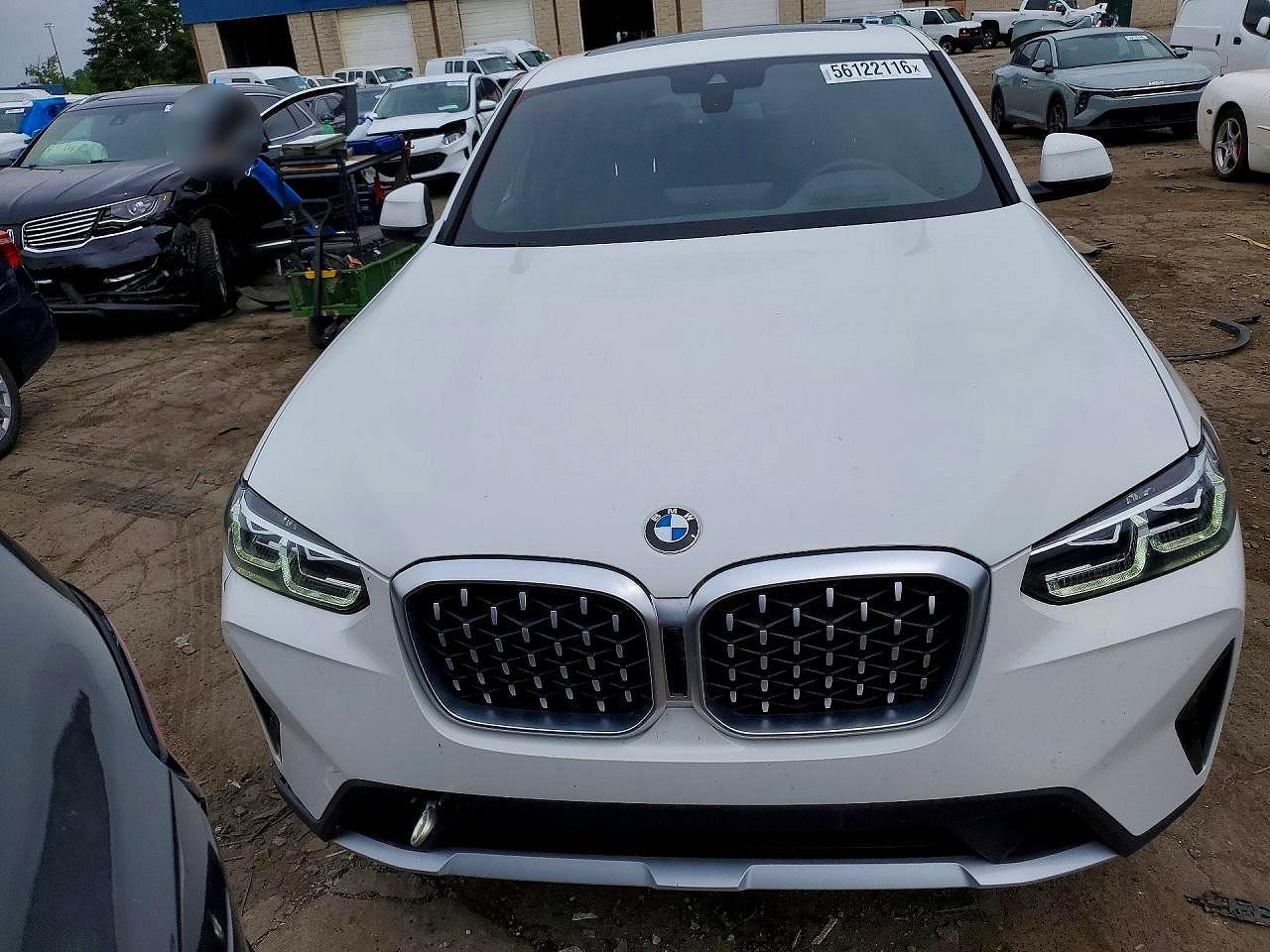2024 BMW X4 xDrive30I - Image 5