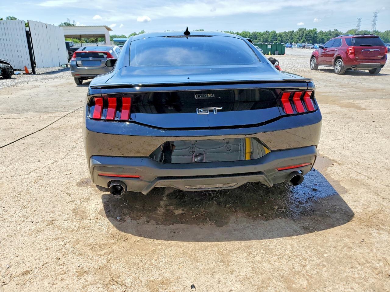 2024 Ford Mustang Gt - Фото 6