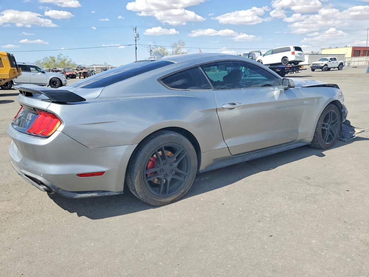 2022 Ford Mustang - Image 3