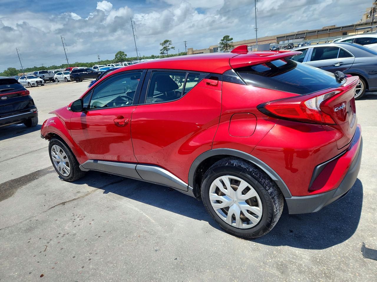 2020 Toyota C-Hr Le - Фото 2