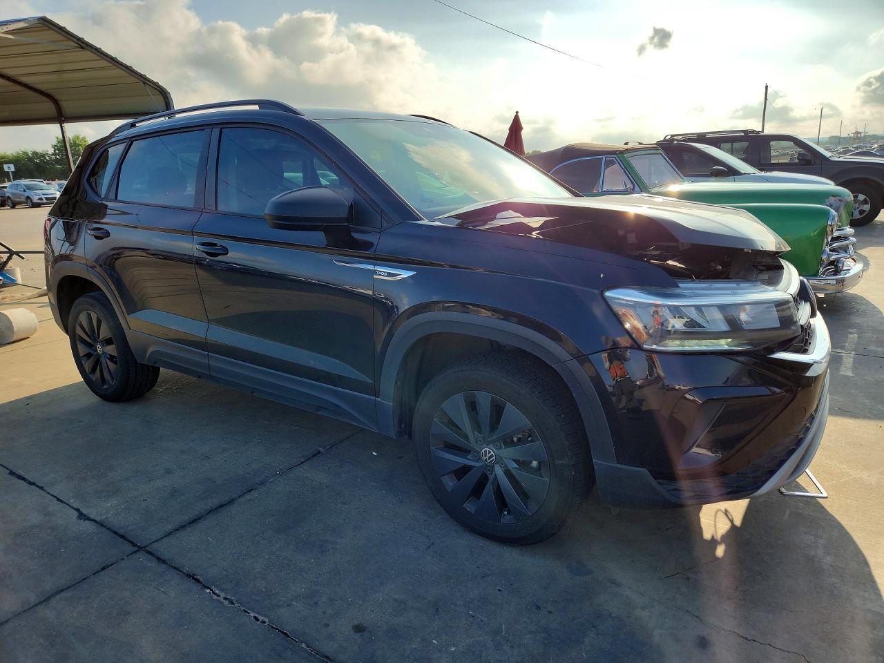 2023 Volkswagen Taos S - Фото 4