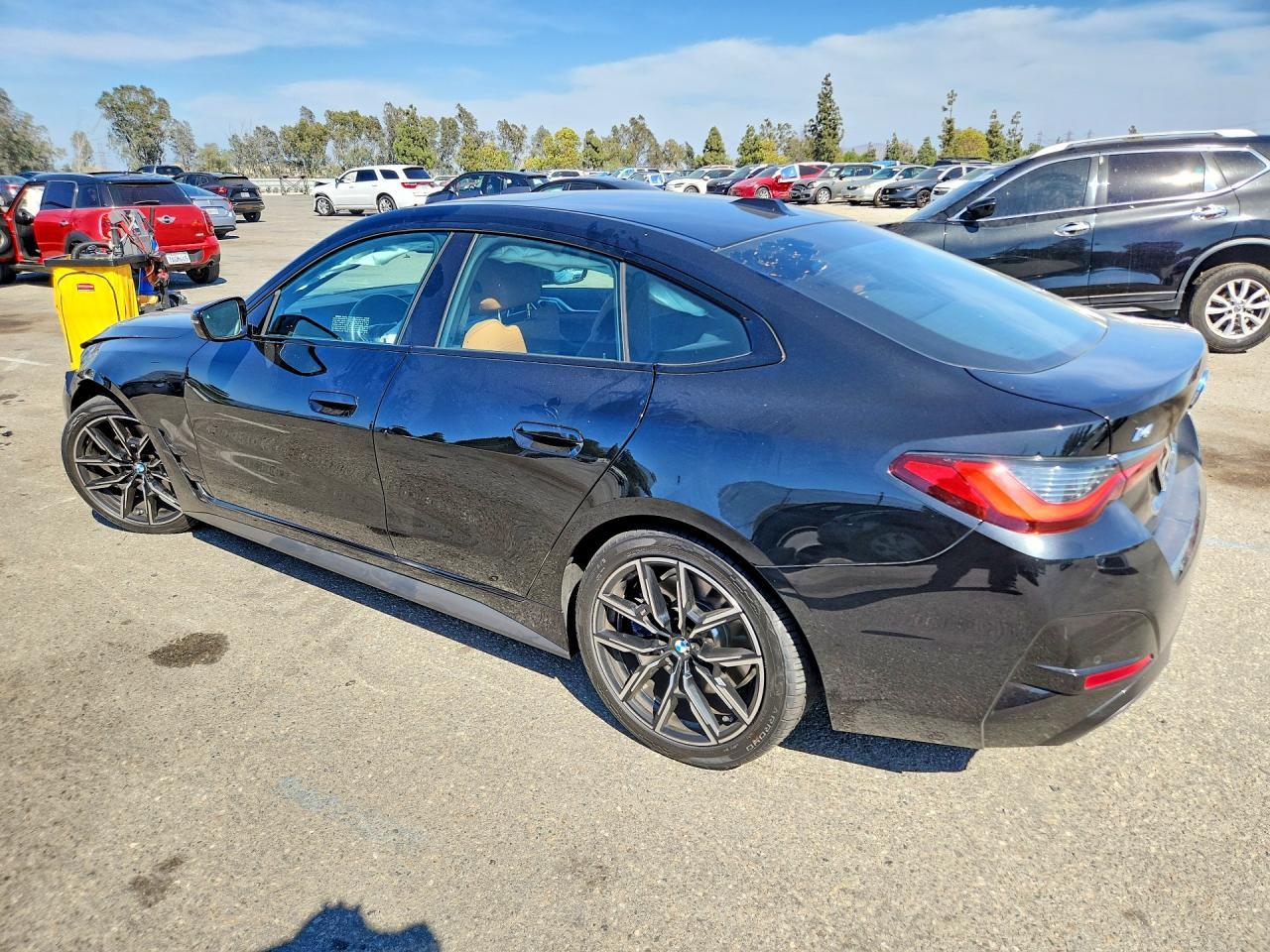 2025 BMW I4 Edrive 40 - Фото 2