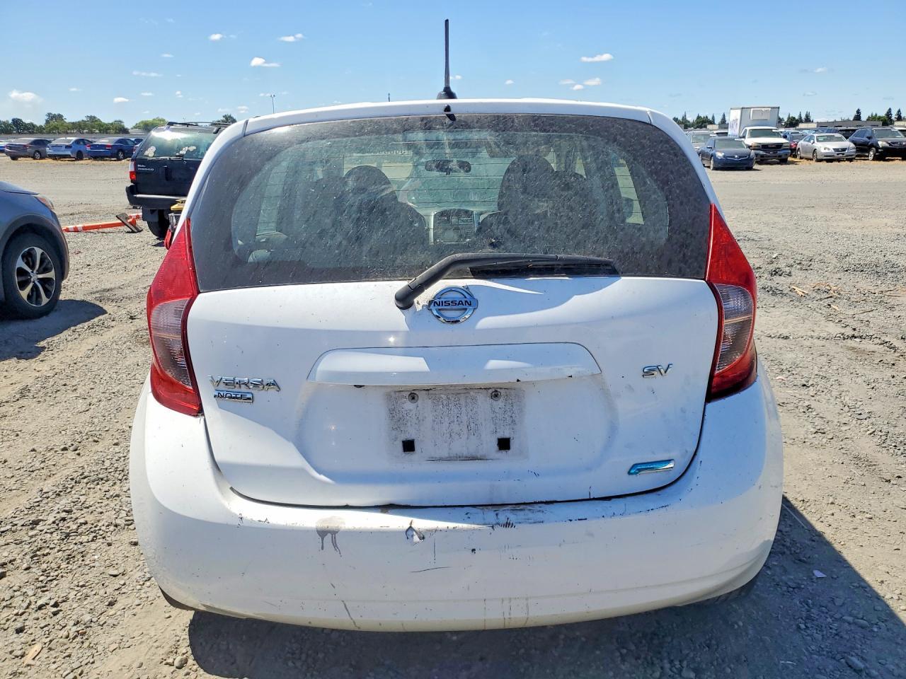 2016 Nissan Versa - Фото 6