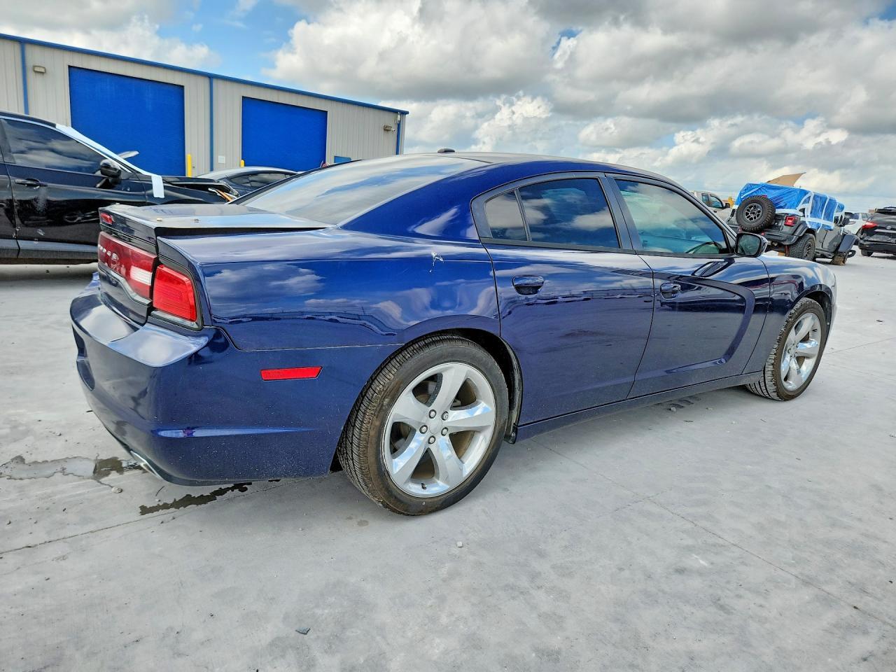2014 Dodge Charger Se - Фото 3