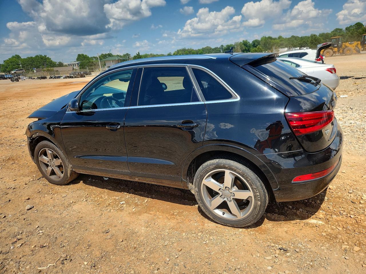 2015 Audi Q3 Premium Plus - Image 2