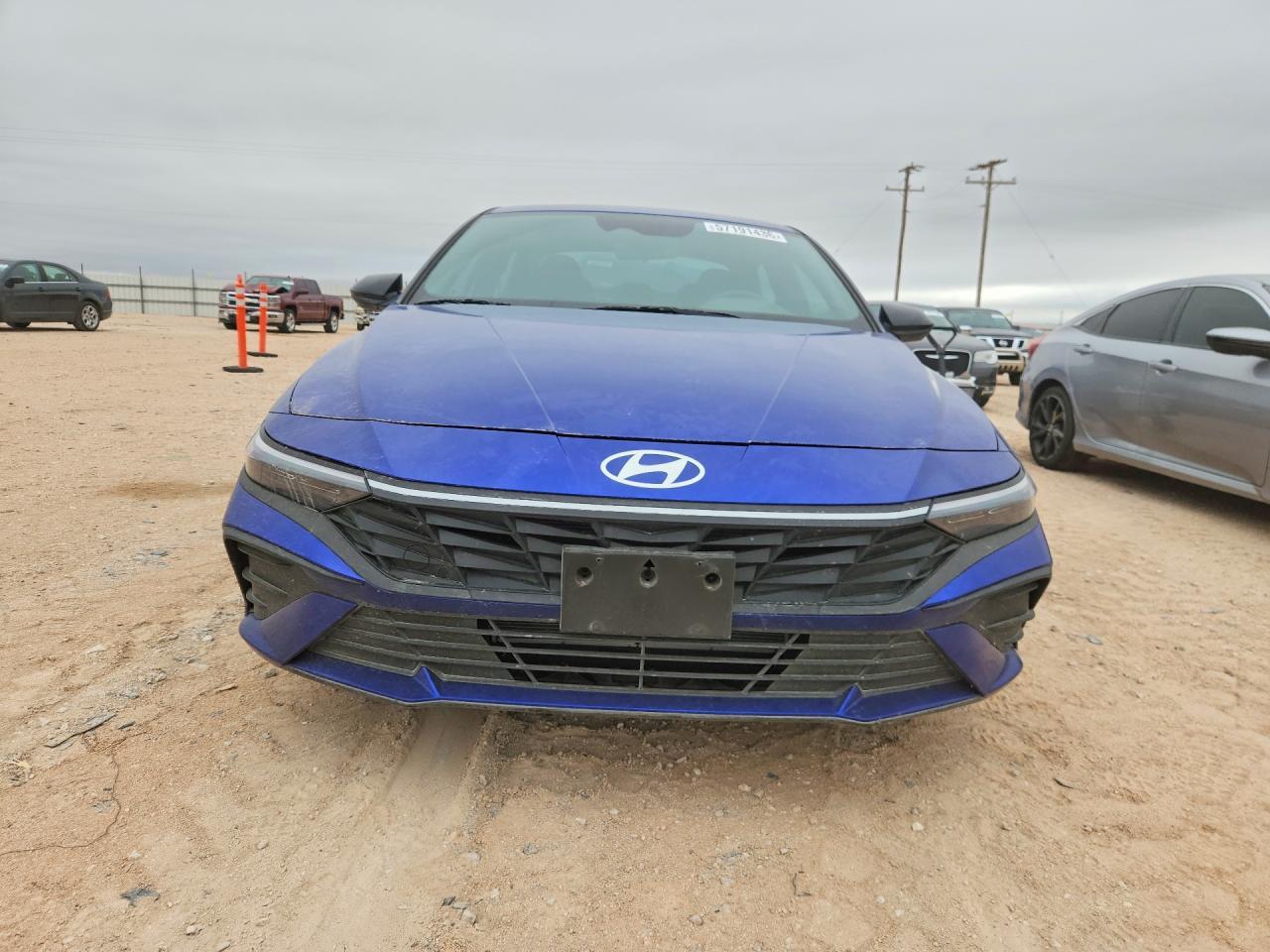 2025 Hyundai Elantra Sel Sport - Фото 5