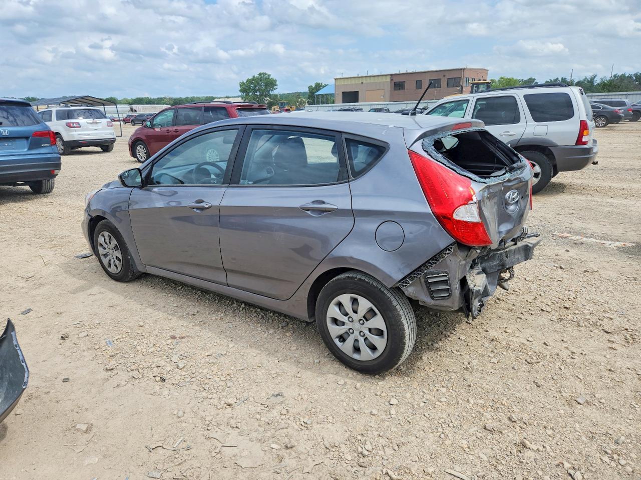 2015 Hyundai Accent Gs - Фото 2
