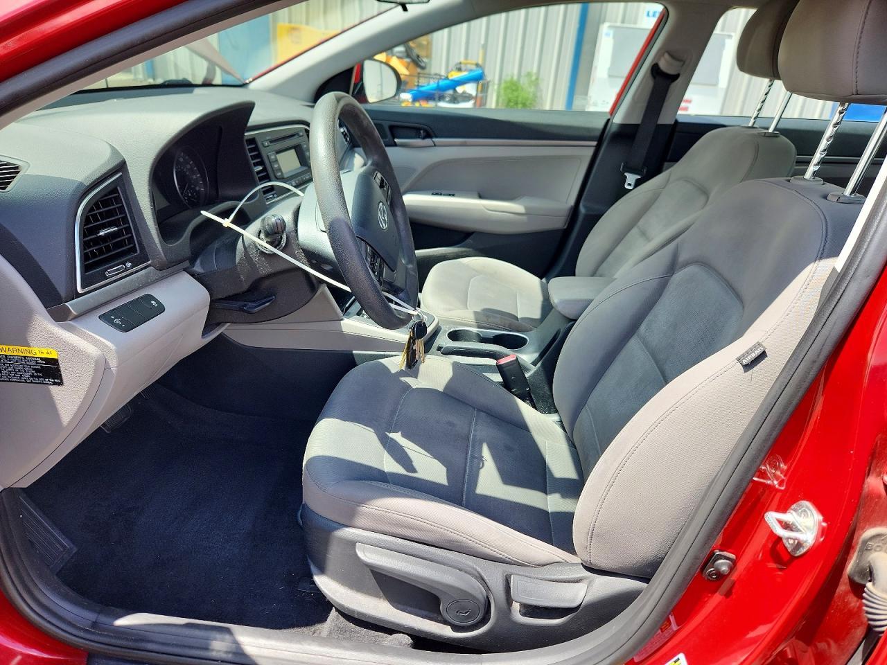 2018 Hyundai Elantra Se - Фото 7