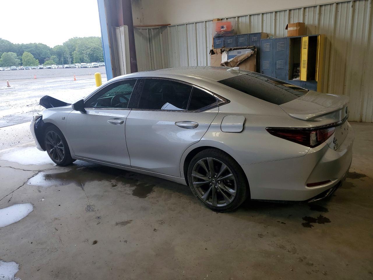 2019 Lexus Es 350 - Image 2