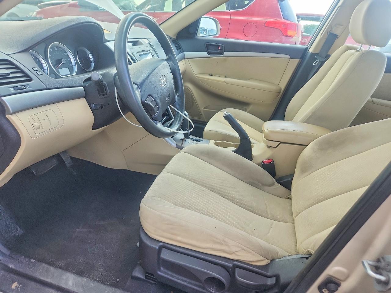 2010 Hyundai Sonata Gls - Image 7