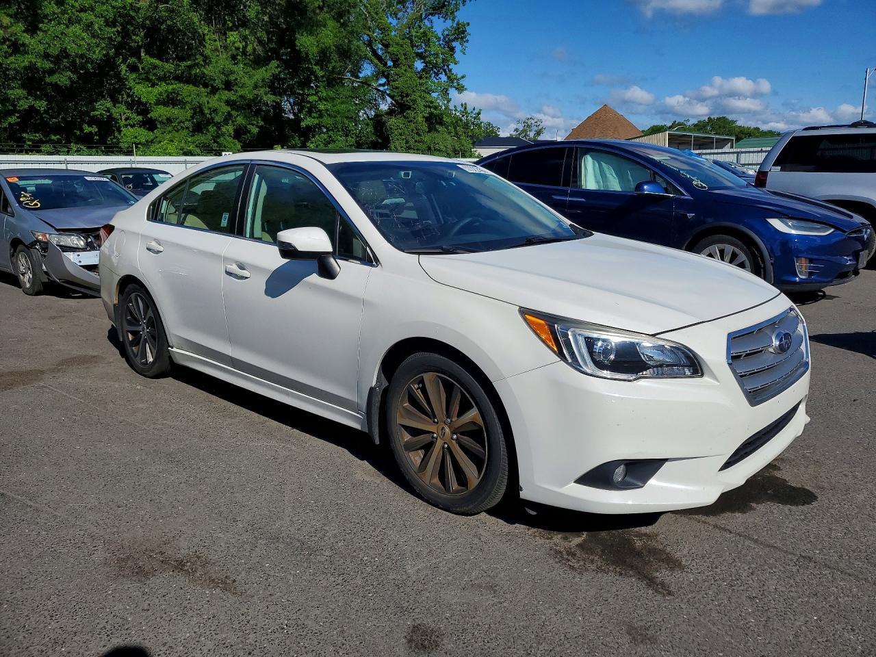 2016 Subaru Legacy 3.6R Limited - Image 4
