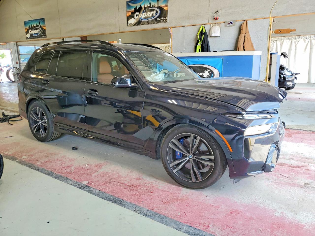 2024 BMW X7 M60I - Фото 4